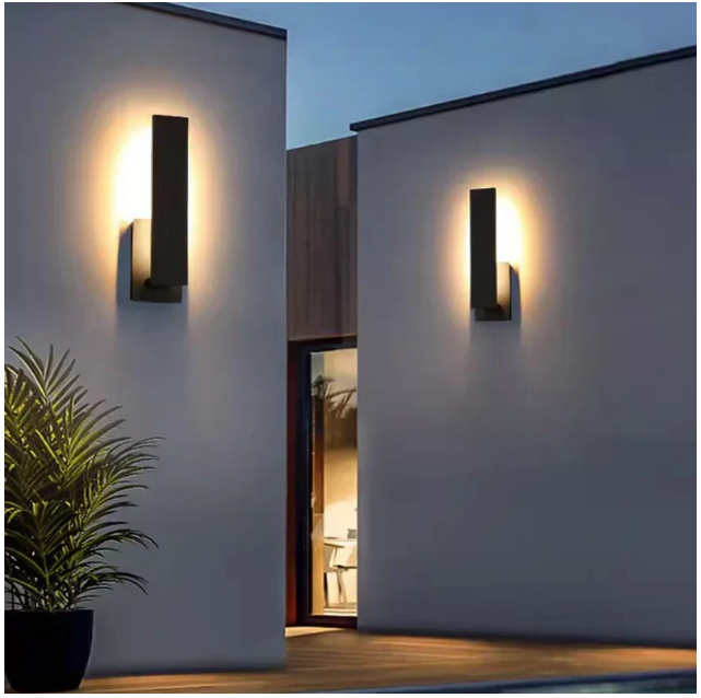 Luminara - Stijlvolle Weerbestendige Wandlamp